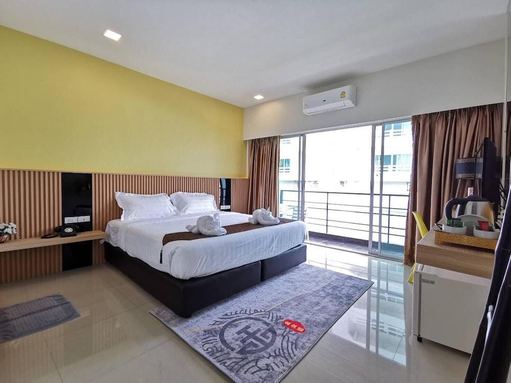 The Golden Ville Boutique Hotel&Spa Pattaya Extérieur photo