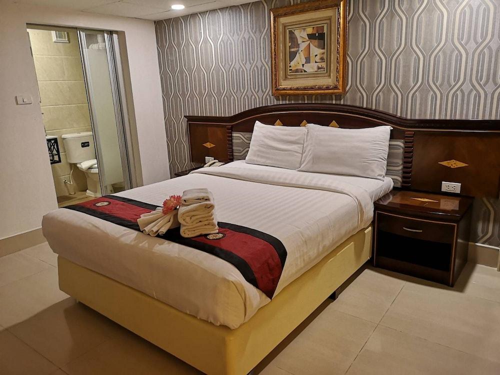 The Golden Ville Boutique Hotel&Spa Pattaya Extérieur photo