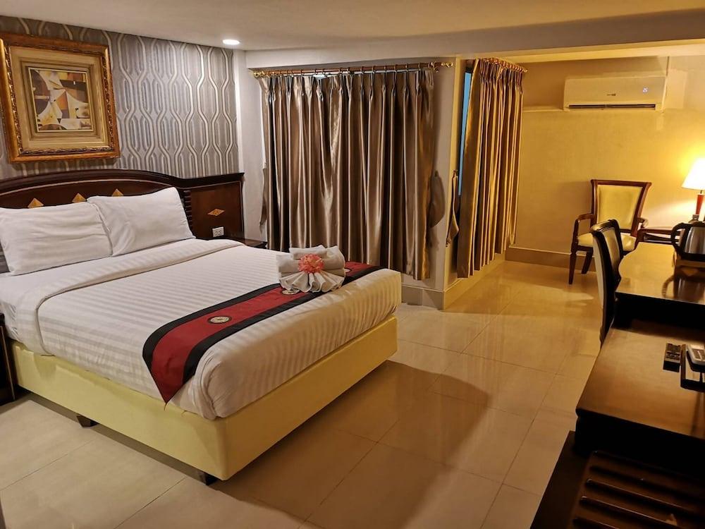 The Golden Ville Boutique Hotel&Spa Pattaya Extérieur photo